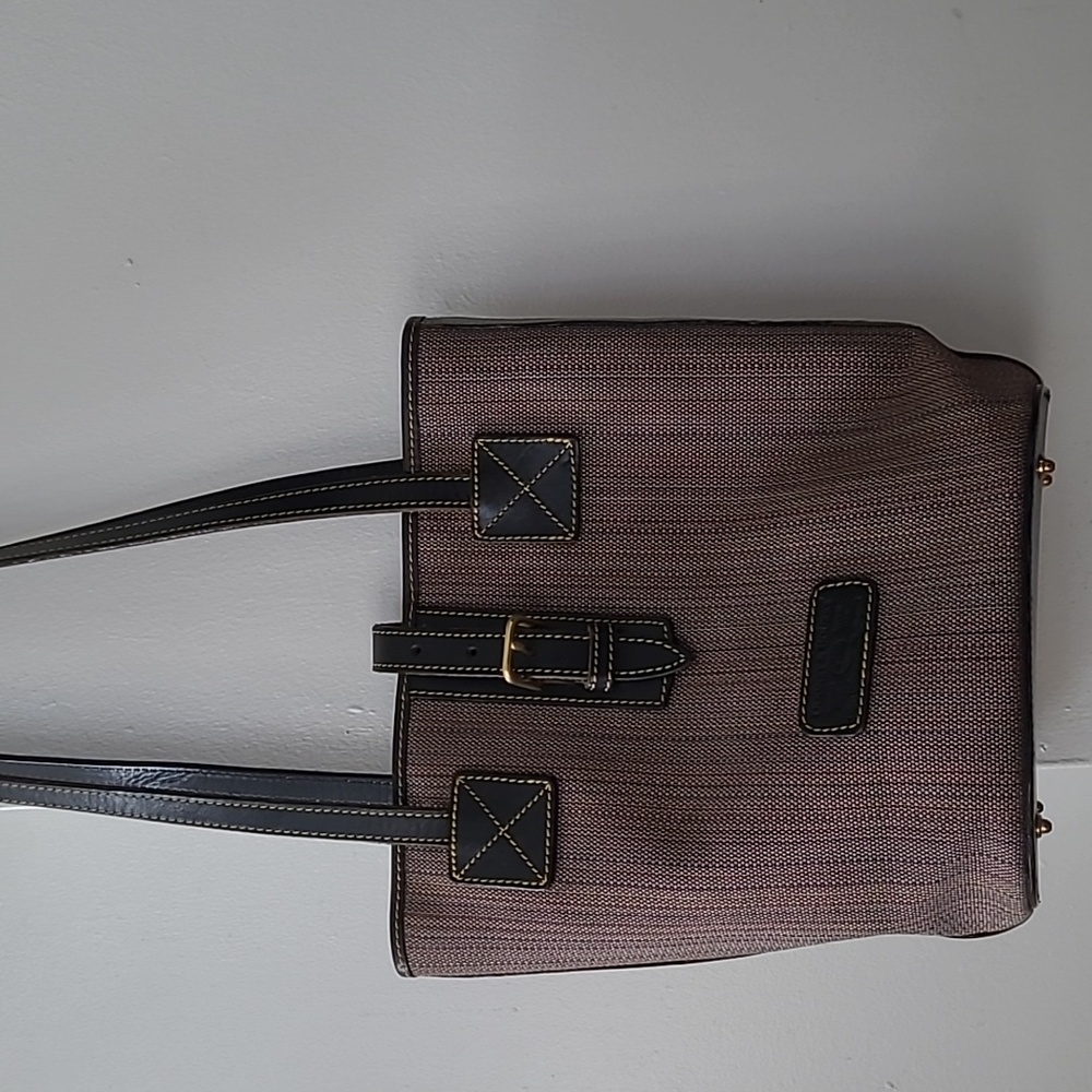 Vintage Dooney & Bourke shoulder bag